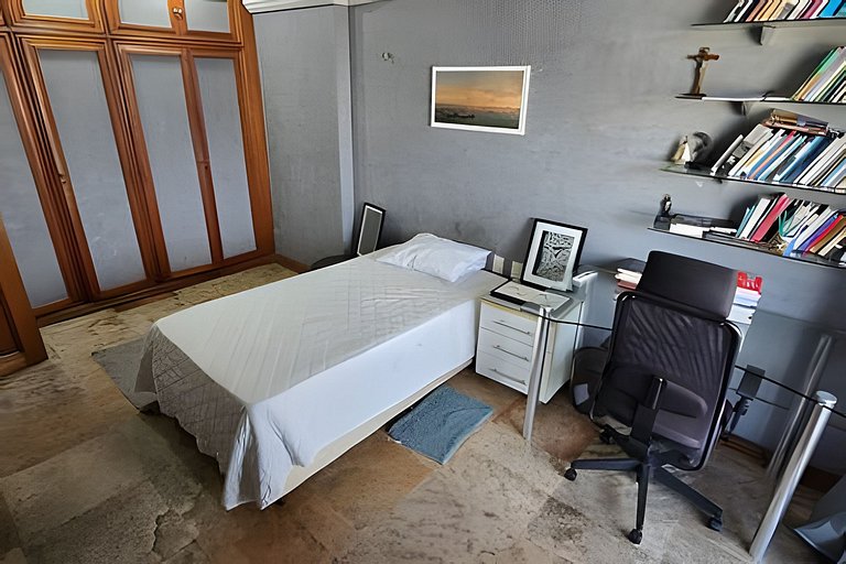 Apartamento amplio con vista y ubicación top