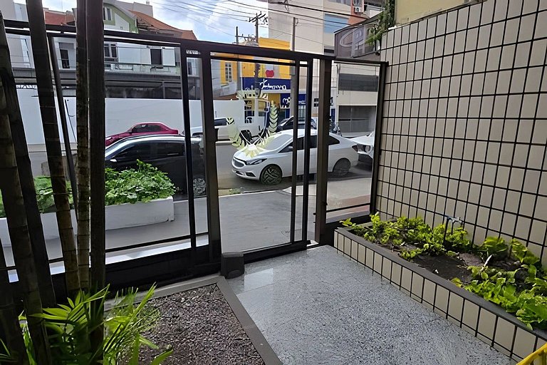 Spacious apartment with prime location & view