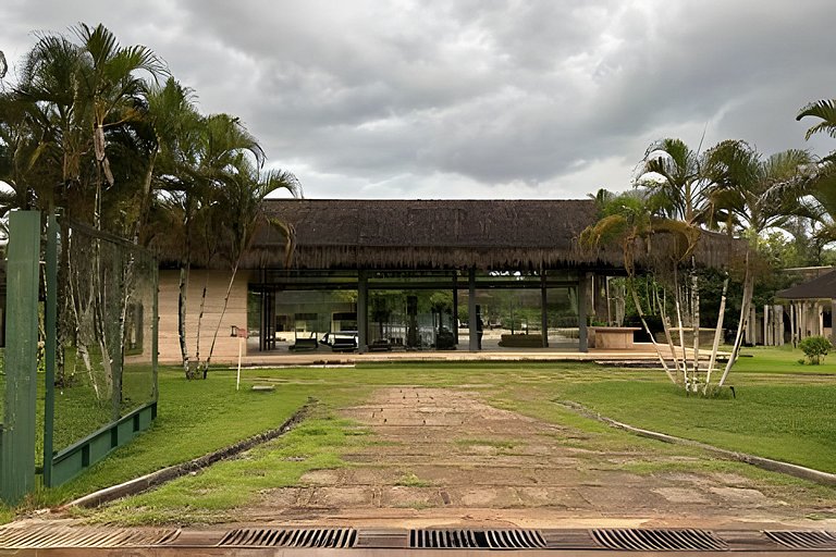 Riverside mansion with private marina