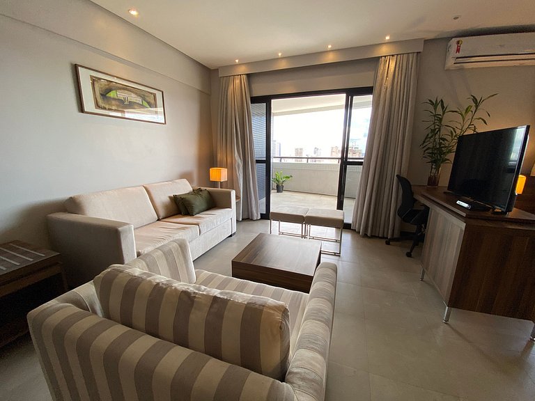 Comfort, view & services in prime location