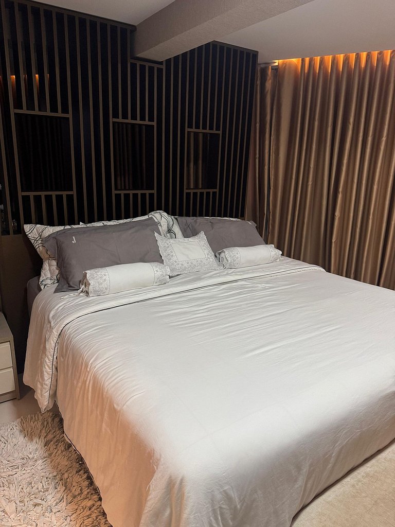 Apto con balcón gourmet y 3 suites
