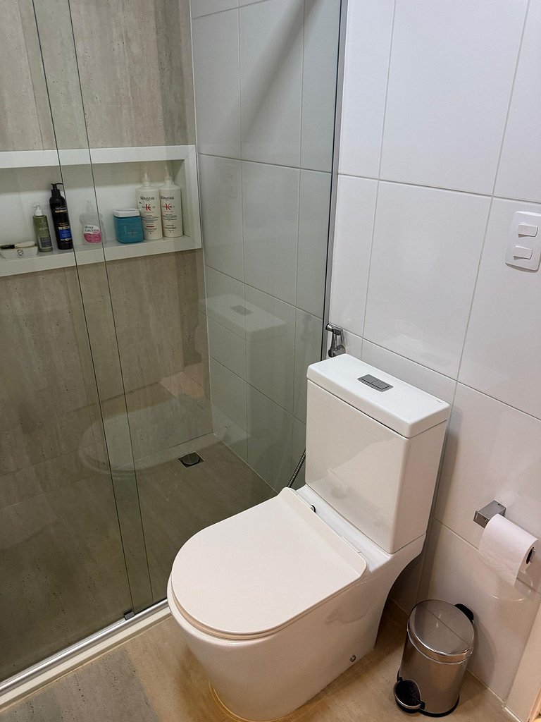 Apto con balcón gourmet y 3 suites