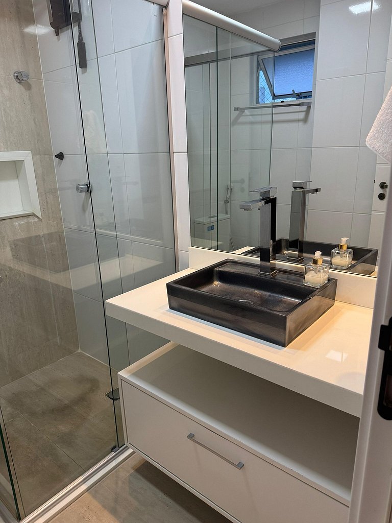 Apto con balcón gourmet y 3 suites