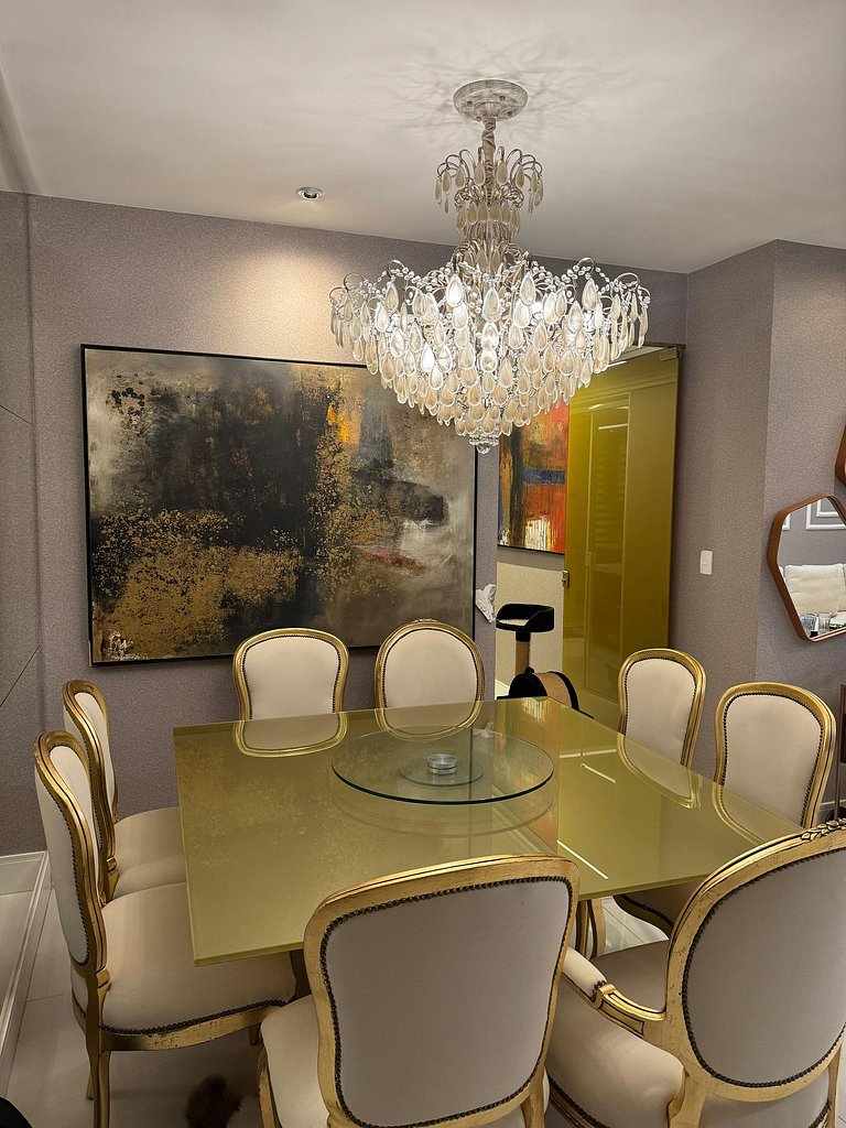 Apto con balcón gourmet y 3 suites