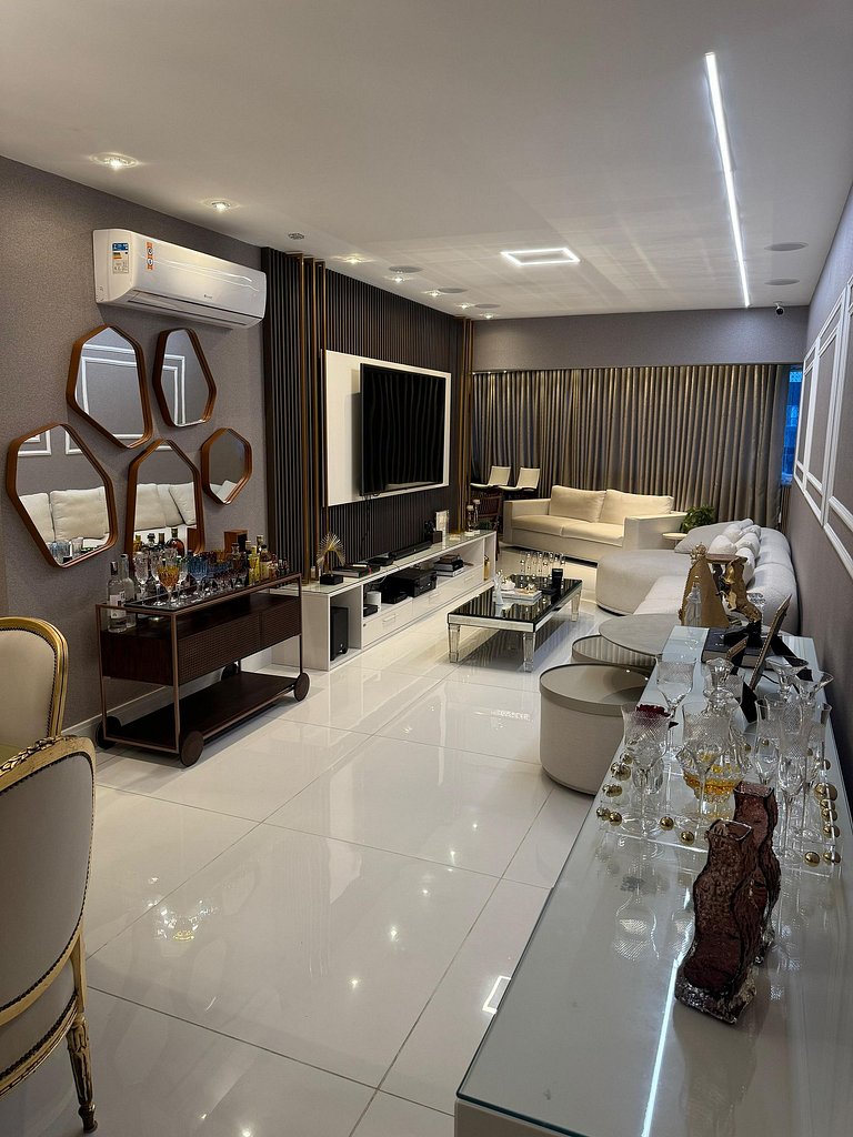 Apto con balcón gourmet y 3 suites