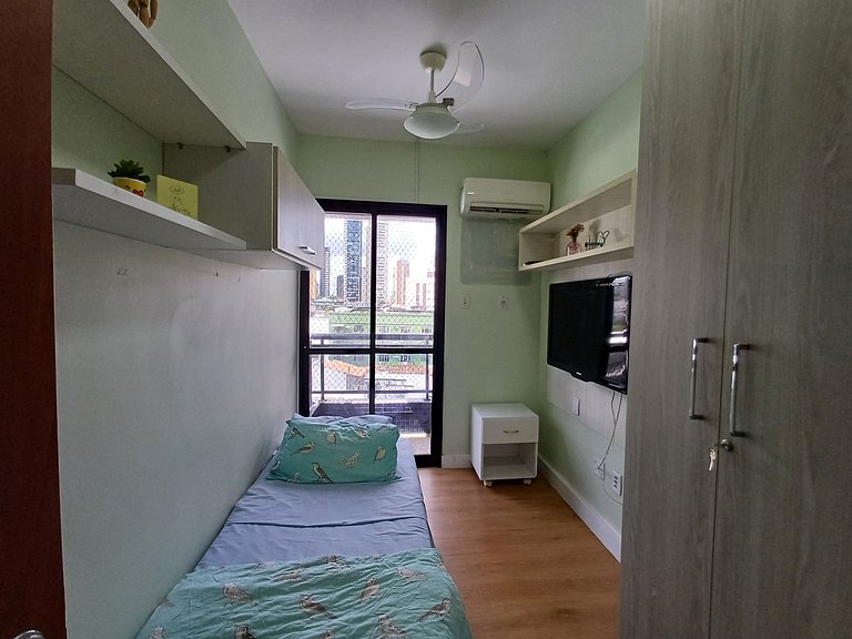 Spacious & versatile apt in central Belém