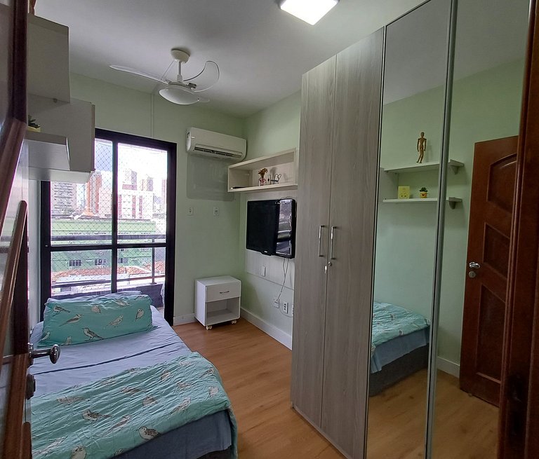 Spacious & versatile apt in central Belém