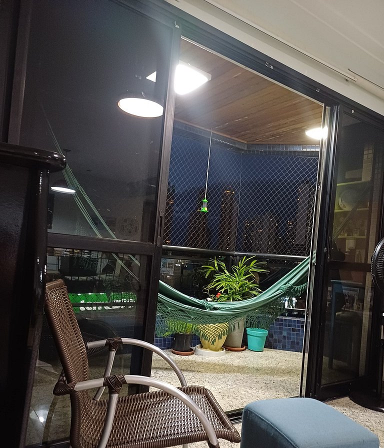 Apto amplo e versátil no coração de Belém