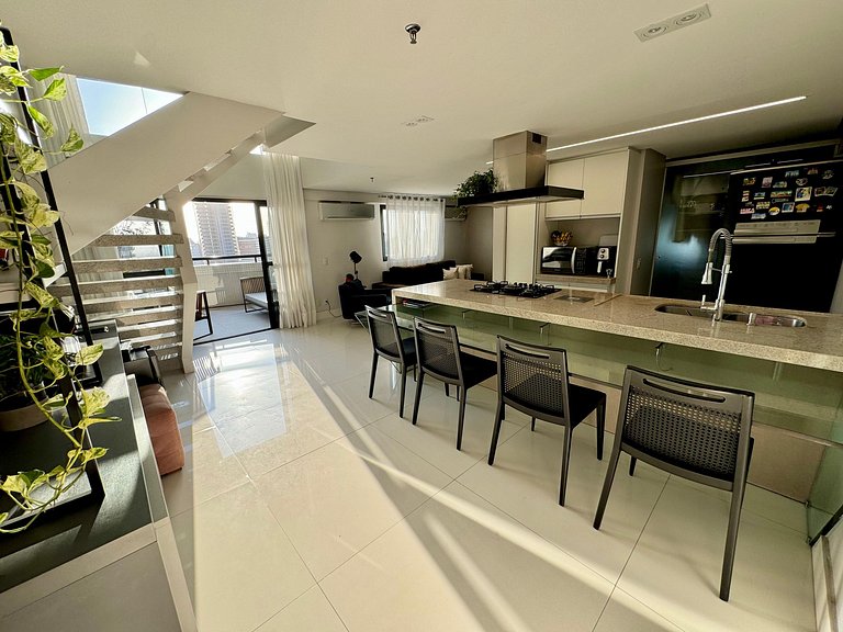Stunning view in 2-suite duplex