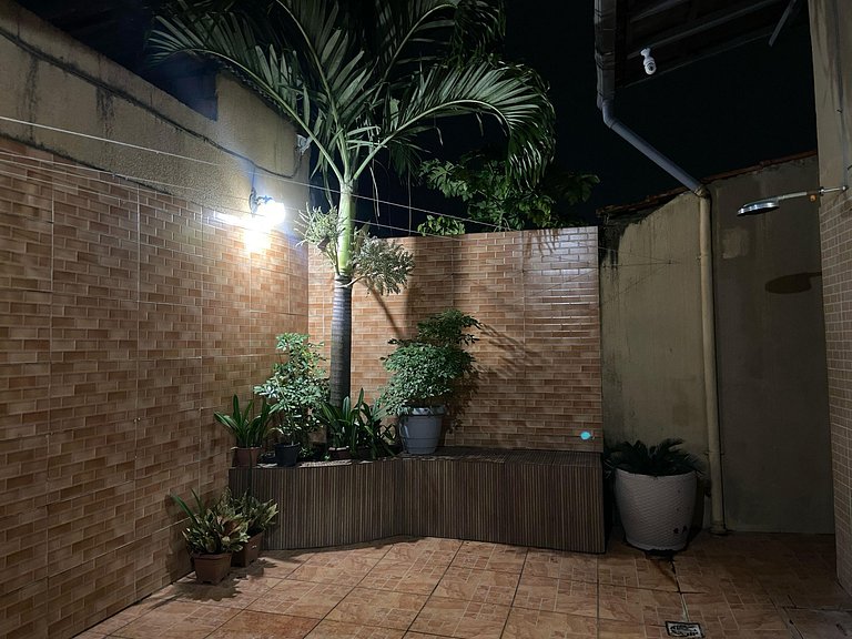 Spacious & accessible house near GreenZone