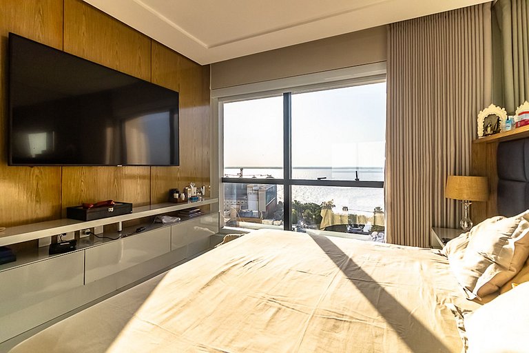 Exclusividade com Vista Panorâmica da Baía