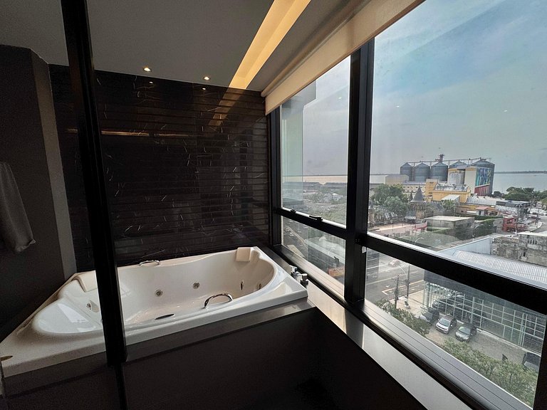Exclusividade e conforto com vista para o rio
