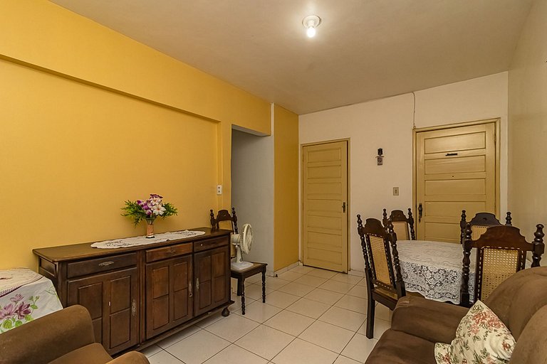 Apartamento ventilado e acolhedor