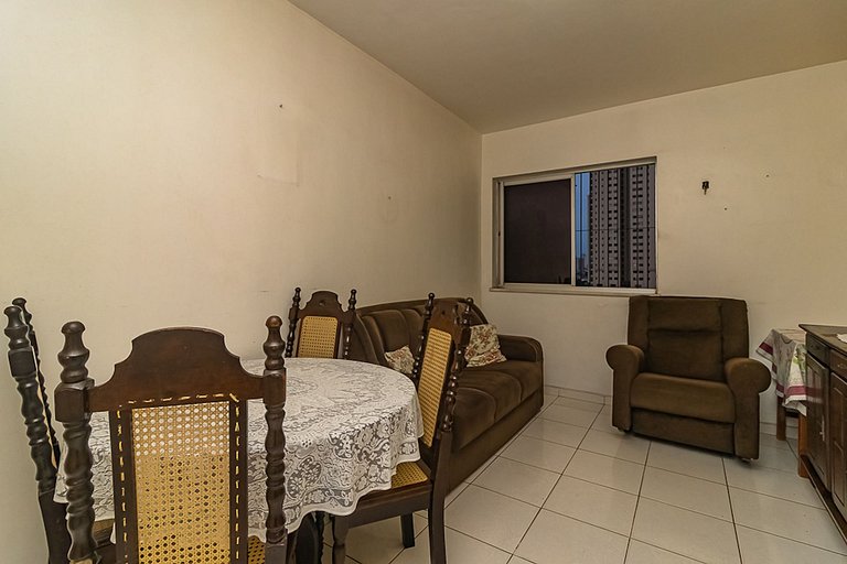 Apartamento ventilado e acolhedor