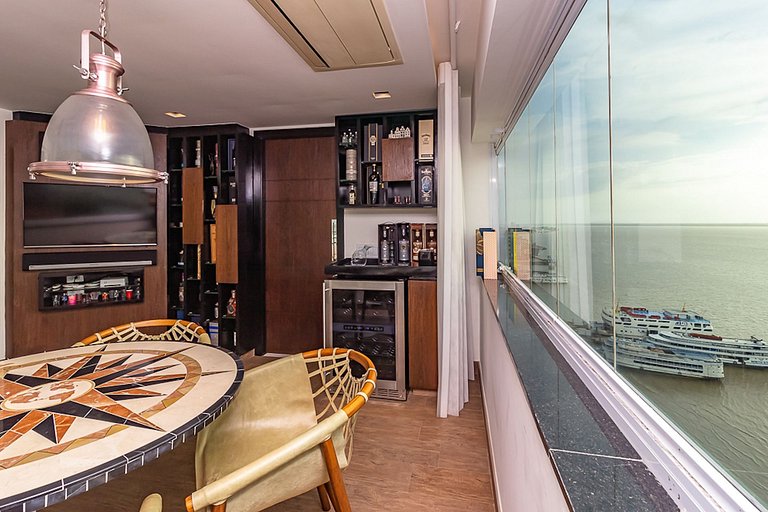 Vista para a baía em 560m² de sofisticação