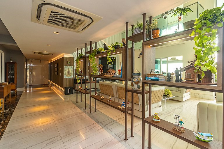 Vista para a baía em 560m² de sofisticação