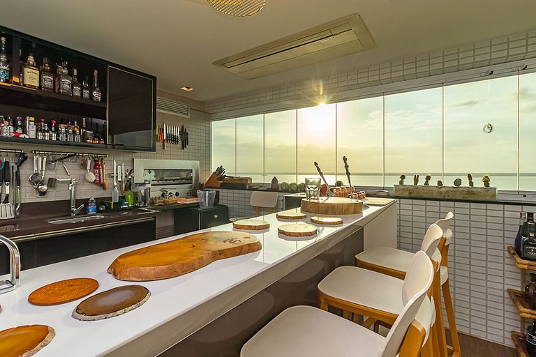 Vista para a baía em 560m² de sofisticação