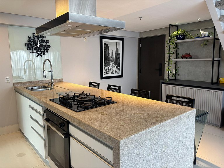 Stunning view in 2-suite duplex