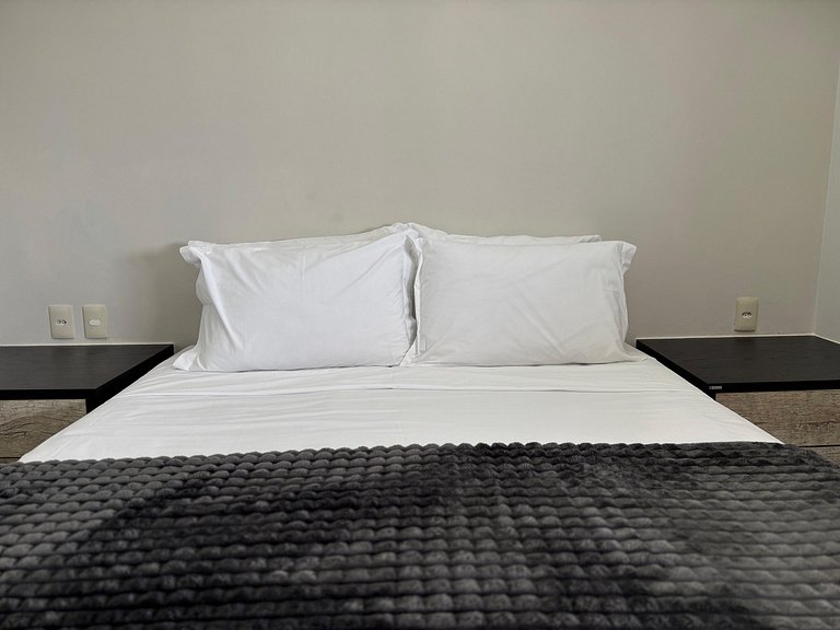 Duplex elegante com vista da cidade