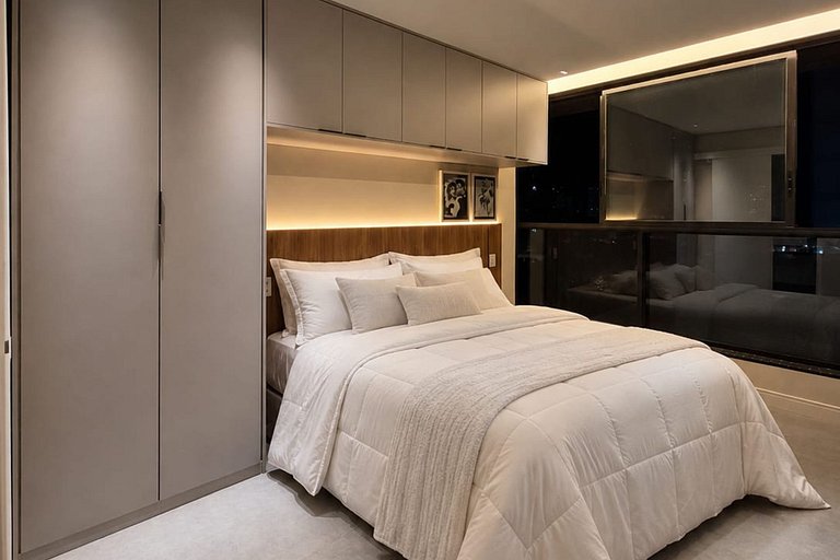Apartment with balcony and fully equipped kitchen in the hea